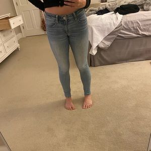 American eagle low rise skinny jeans
